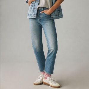 Levi’s wedgie straight size 26